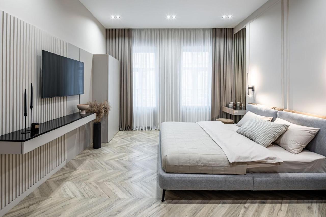 Apartment On Kulisha 28 Lviv Ngoại thất bức ảnh